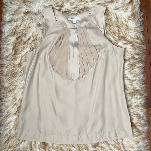 Banana Republic ruffle front sleeveless top - Picture 3 of 7